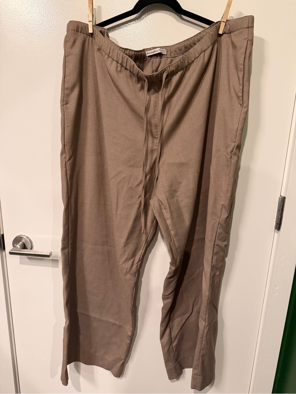 Abercrombie & Fitch Wide Leg Drawstring Pants in Taupe